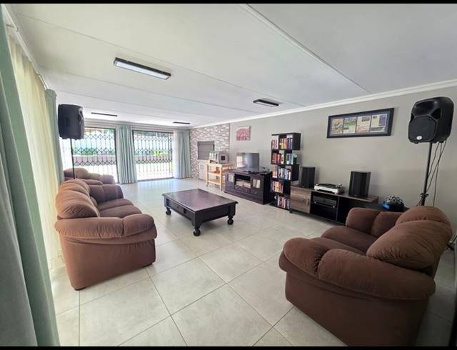 4 BEDROOM HOUSE FOR SALE IN MEYERTON EXT 6
